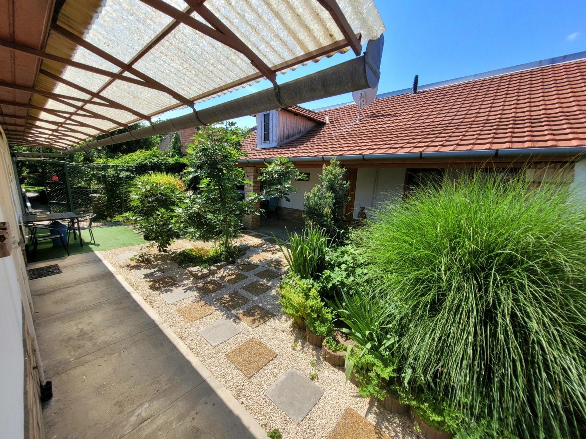 Mandula Apartman Szeged Exteriör bild