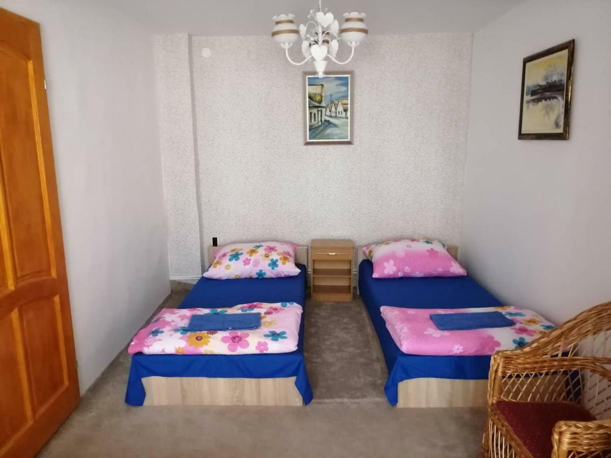 Mandula Apartman Szeged Exteriör bild